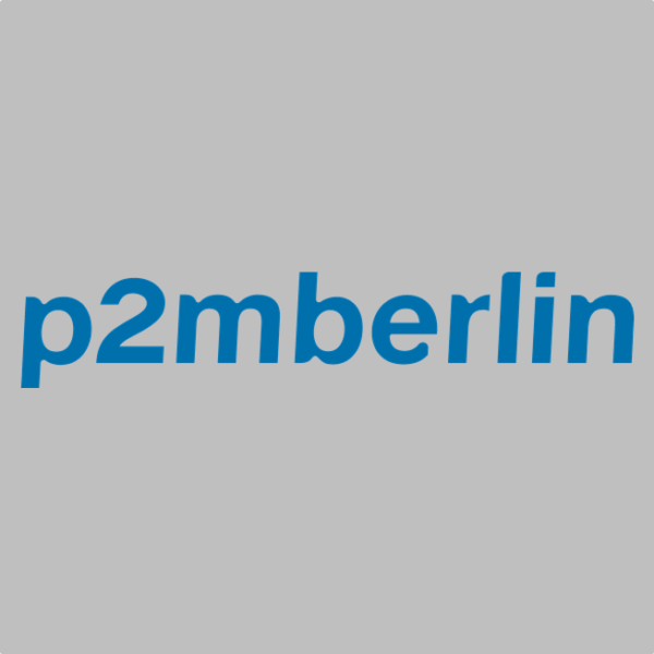 p2m auf grauem Quadrat